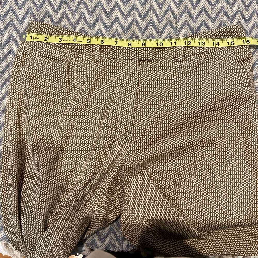 Talbots Petites Patterned Cropped Pants Size 8p B… - image 6